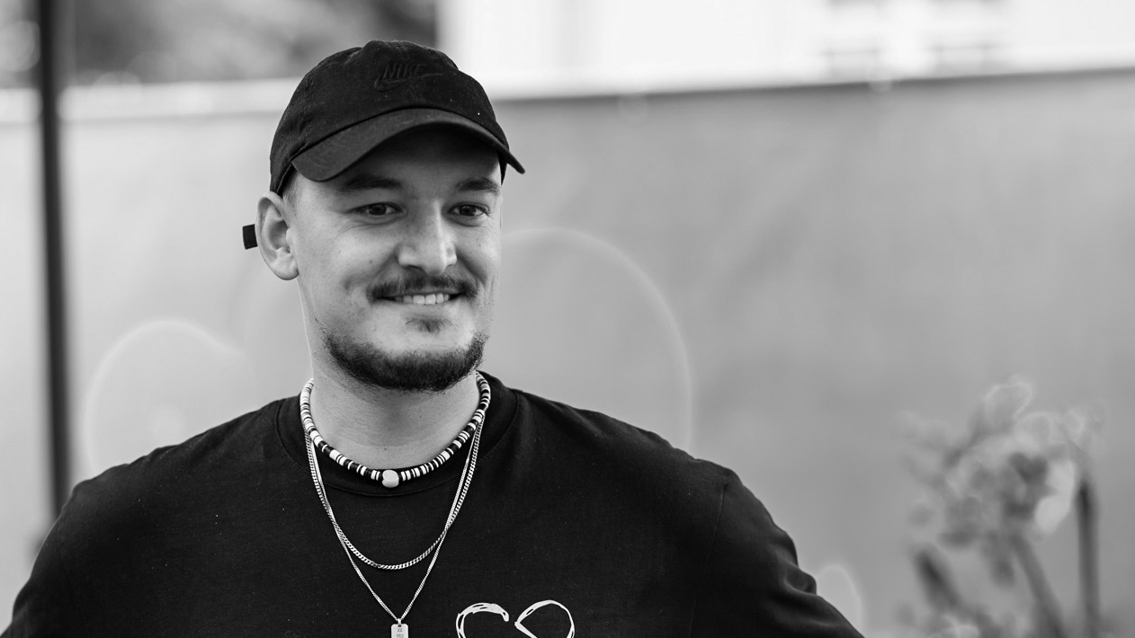 Montez, Motiv 5